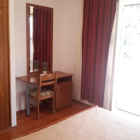 Apartment Pavlovic *
